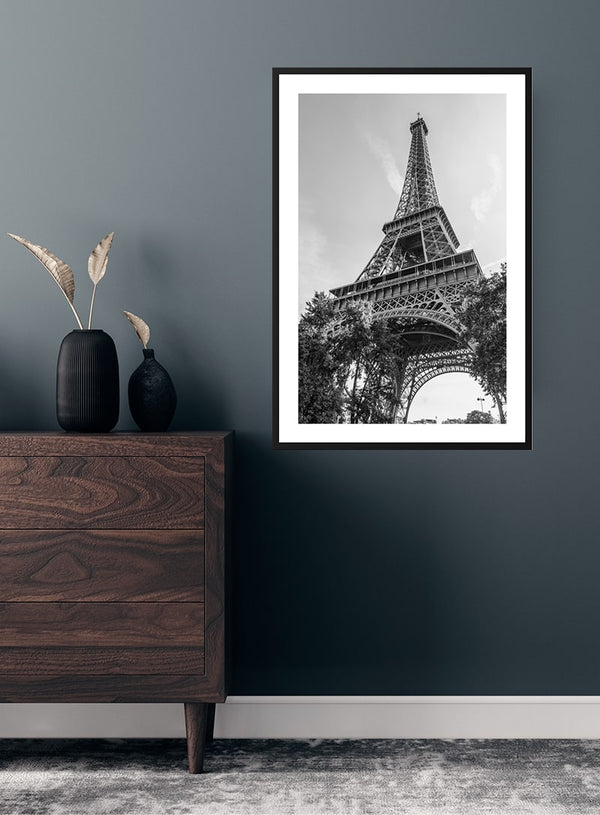 Eiffeltårnet set nedefra poster